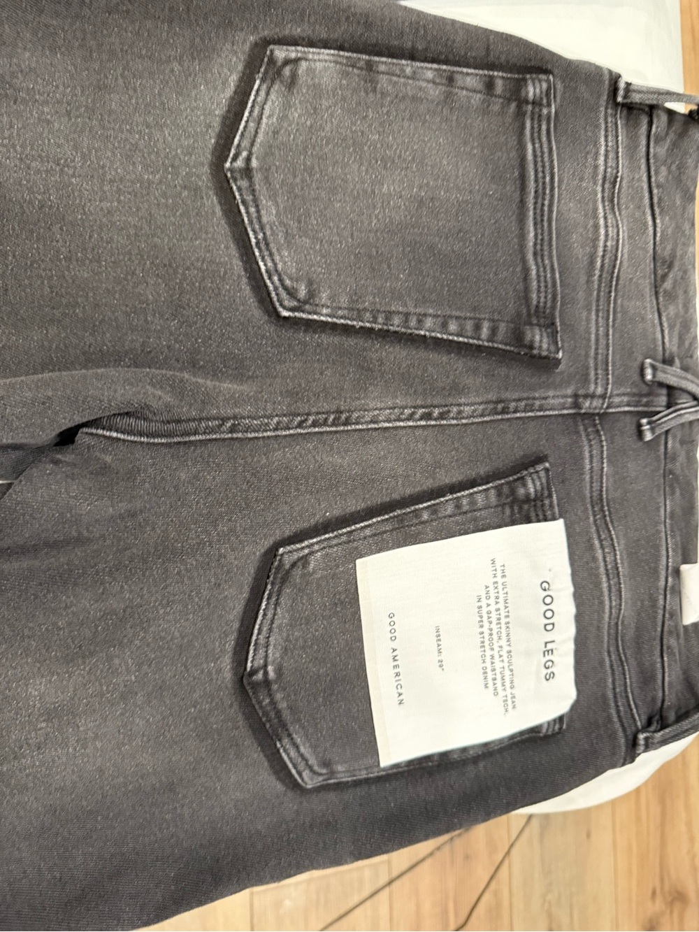 Good American Black Skinny Jeans - Picture 3 of 10